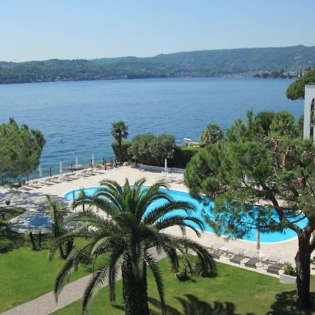 Hotel Spiaggia D'Oro - Charme & Boutique - Garda Lake Collection ซาโล ภายนอก รูปภาพ